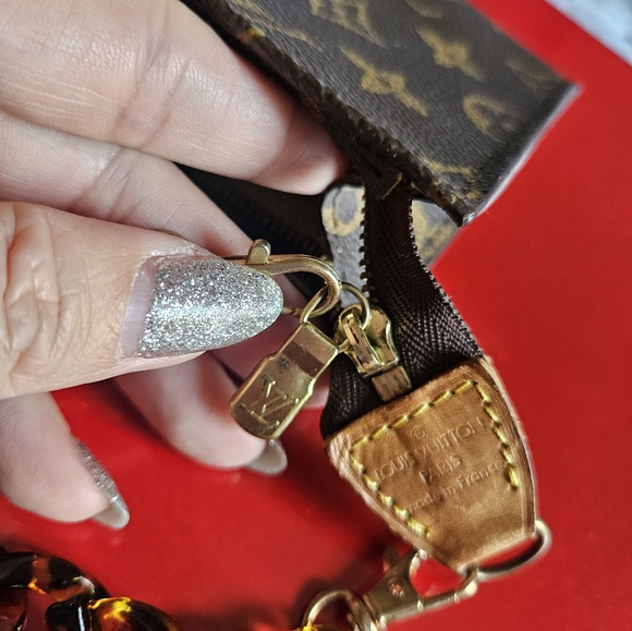 Louis Vuitton Vintage pouch - Picture 6 of 12